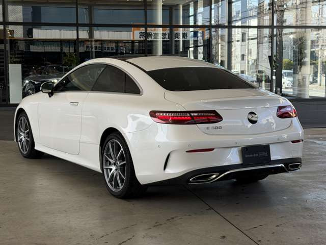 EクラスクーペE300 スポーツ
