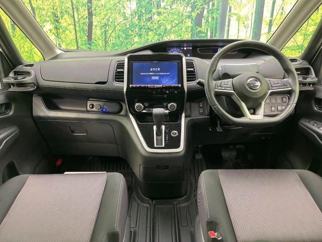 セレナ2.0 ハイウェイスター VセレクションII