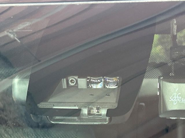 �y�v���N���b�V���Z�[�t�e�B�z�O���̎ԗ��������m���A�Փ˂������Ȏ��͌x��Œ��ӂ𑣂��A�u���[�L�𓥂ޗ͂��T�|�[�g�B�u���[�L�𓥂߂Ȃ������ꍇ�͏Փ˔�Q�y���u���[�L���쓮�A�Փˉ�����T�|�[�g���܂��B