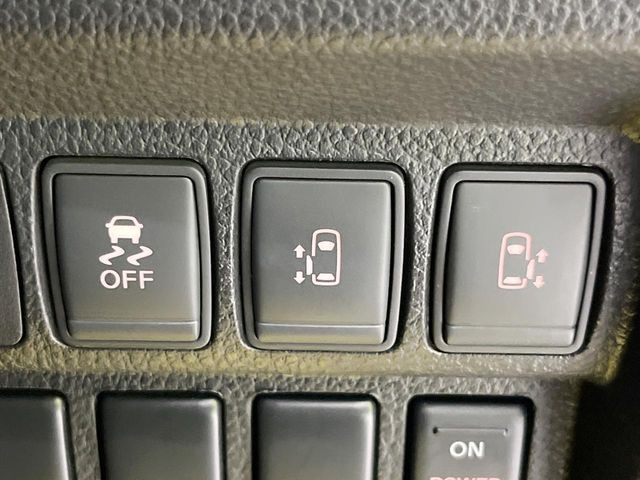 �y�����p���[�X���C�h�h�A�z�X�}�[�g�L�[��^�]�Ȃ̃X�C�b�`�Ō�ȗ����X���C�h�h�A�̊J���\���d��������͂����ăh�A���J����K�v�������A�����Ȃ��q�l�ł��ȒP�ɊJ���߂ł����K�ł���