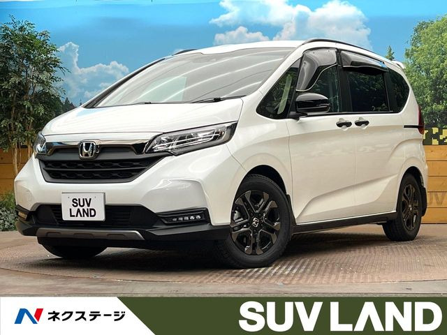 フリード（ホンダ）1.5 ハイブリッド クロスター ブラックスタイル 中古車画像