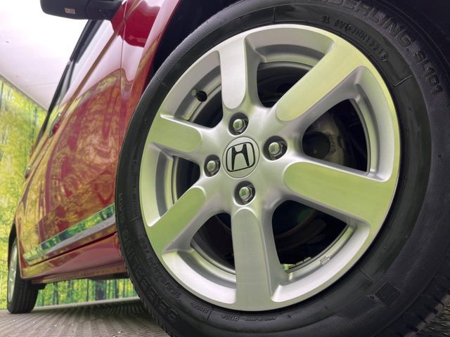 �y����14�C���`�A���~�z�C�[���z�O�ςɃ}�b�`���������A���~�z�C�[���𑕒����Ă���܂��B�e��ЊO�A���~�z�C�[����A�X�^�b�h���X�^�C�����戵�����Ă���܂��B���񂲑��k����������