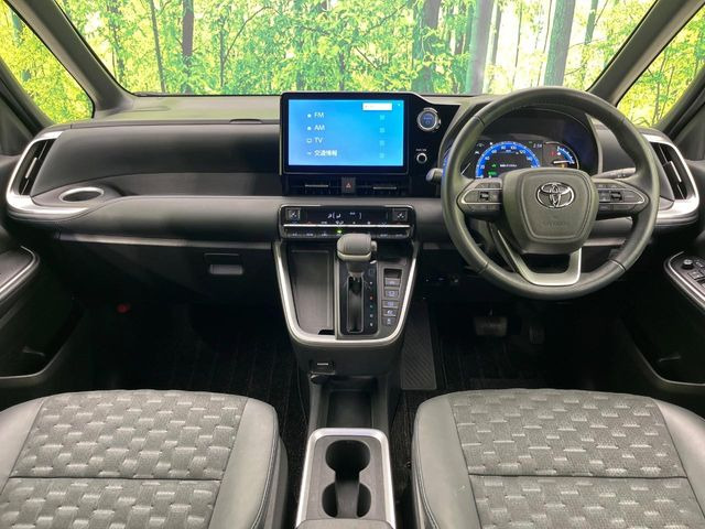 ヴォクシー1.8 ハイブリッド S-Z