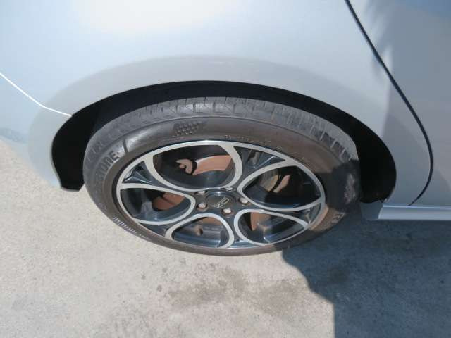 17�C���`�A���~