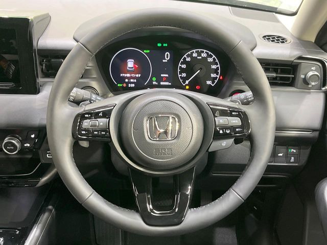 ステアリングも使用感が少なく、きれいな状態となっております♪