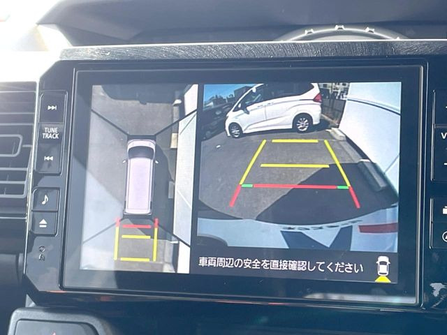 �y�p�m���}���j�^�[�z��p�̃J�����ɂ��A�ォ�猩���낵���悤�Ȏ��_��360�x�N���}�̎��͂��m�F���邱�Ƃ��ł��܂����c�񒓎Ԃ╝�񂹎��Ɋ��􂵂Ă���܂���