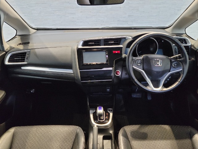 フィット1.5 ハイブリッド Lパッケージ