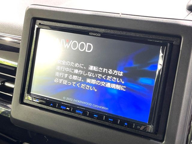 �y�i�r�Q�[�V�����z�g���₷���i�r�ŖړI�n�܂ł�������ē����Ă���܂��B�e��I�[�f�B�I�Đ��@�\���[�����Ă���A���Ԃ̉^�]������Ɋy�����Ȃ�܂�!!