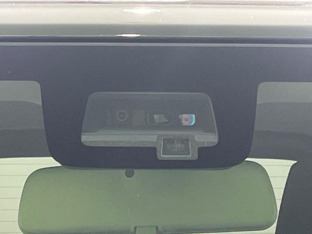 �y�X�Y�L �Z�[�t�e�B�T�|�[�g�z���s���ɑO���̎ԗ�����F�����A�Փ˂������Ȏ��͌x��ƃu���[�L�ŏՓˉ���Ɣ�Q�y�����A�V�X�g�B�����S�Ƀh���C�u�����y���݂��������܂��B