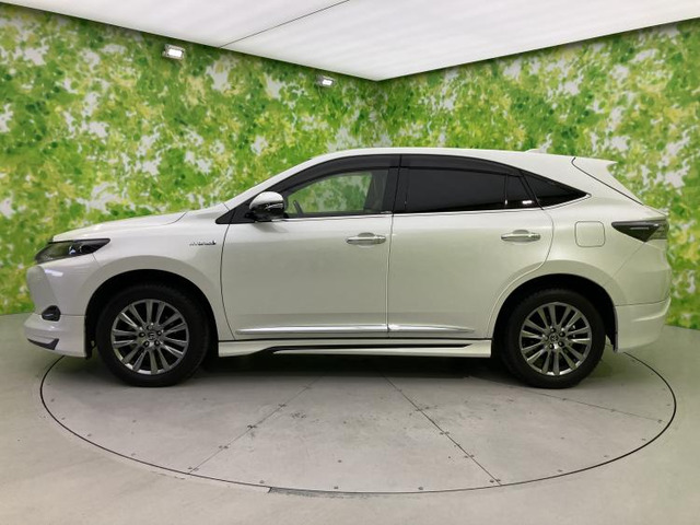 ハリアー2.5 ハイブリッド E-Four プレミアム アドバンスドパッケージ 4WD