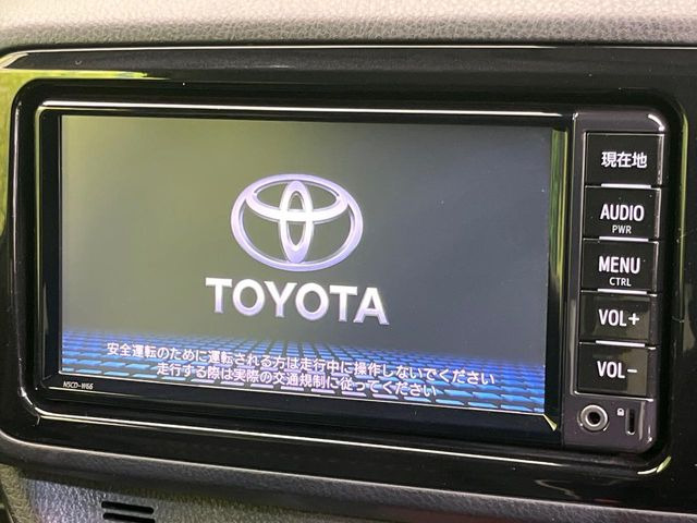 �y�����i�r�z�l�C�̏����i�r�𑕔����Ă���܂��B�i�r�̎g���₷���͂������A�I�[�f�B�I�@�\���[��!�L�����v�◷�s�͂������A�ʋ΂┃�����ȂǕ��i�̃h���C�u���y�����Ȃ�͂���