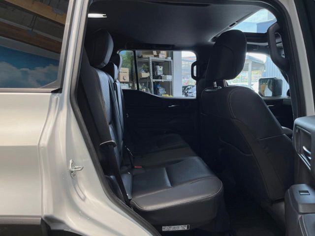 �㕔���Ȃ��C�ɂȂ�悤�ȃL�Y�E�����ւ��蓙�A�傫�ȃ_���[�W�͂Ȃ��A�ǍD�ȏ�Ԃł��B