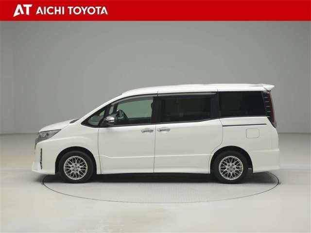 ノア1.8 ハイブリッド Si W×B II