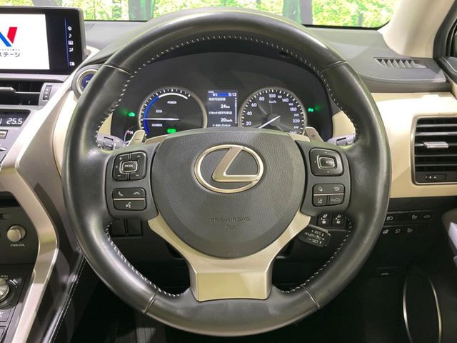 �y�����v�����X�e�A�����O�z�㎿�Ȋv���g�p���邱�ƂŁA��ɂ����������݂ƂĂ��^�]���₷���n���h���ł���