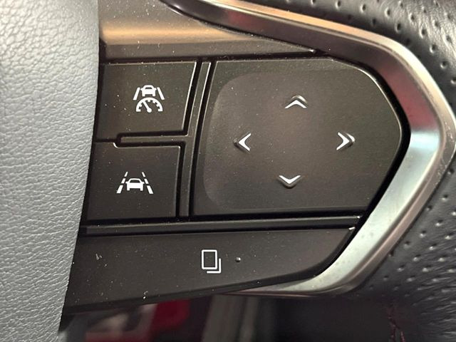 【レーダークルーズコントロール】高速道路での長距離走行が楽に!!自動で速度を保つクルーズコントロールが、衝突軽減システムと連携し、前方の車両を感知して車間を保つように速度調節してくれます!!