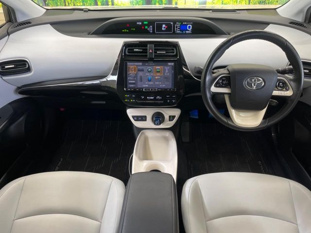 プリウス1.8 A ツーリングセレクション