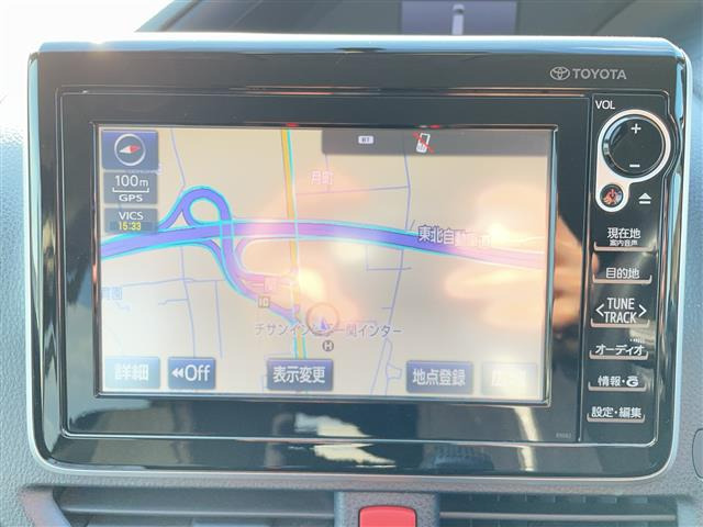 ヴォクシー2.0 V 4WD