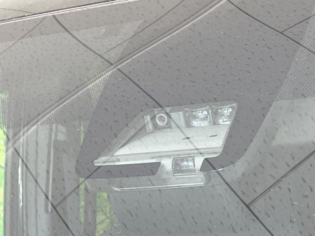 �y�g���^�Z�[�t�e�B�Z���X�z���s���ɑO���̎ԗ�����F�����A�Փ˂������Ȏ��͌x��ƃu���[�L�ŏՓˉ���Ɣ�Q�y�����A�V�X�g�B�����S�Ƀh���C�u�����y���݂��������܂��B