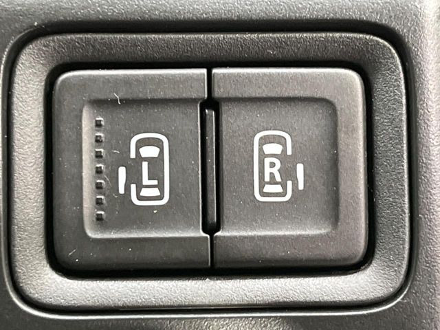 �y�����p���[�X���C�h�h�A�z�X�}�[�g�L�[��^�]�Ȃ̃X�C�b�`�Ō�ȗ����X���C�h�h�A�̊J���\���d��������͂����ăh�A���J����K�v�������A�����Ȃ��q�l�ł��ȒP�ɊJ���߂ł����K�ł���