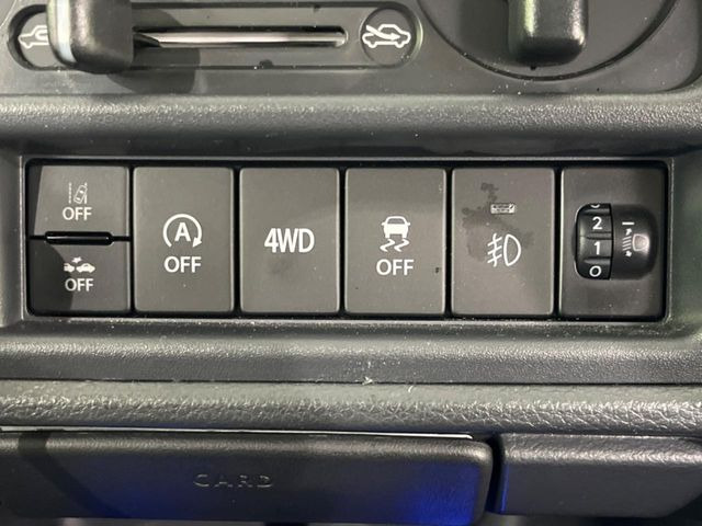 �y������h�~���u�z�ԗ��̉���������m����ƁA�����I�Ɏԗ��̐i�s������ۂ悤�Ɏԗ��𐧌䂵�܂��B�J�̓��ȂǊ���₷���H�ʏ󋵂ł����S�ȉ^�]���\�ł��B