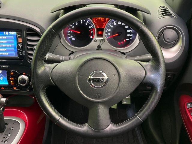 �y�����v�����X�e�A�����O�z�㎿�Ȋv���g�p���邱�ƂŁA��ɂ����������݂ƂĂ��^�]���₷���n���h���ł���