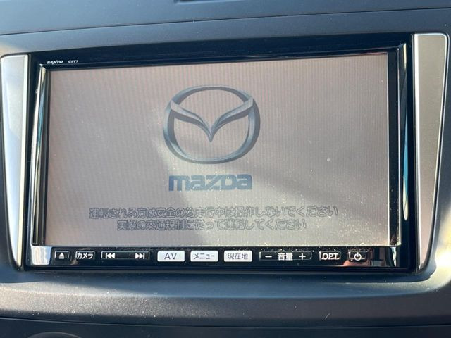 �y�����i�r�z�l�C�̏����i�r�𑕔����Ă���܂��B�i�r�̎g���₷���͂������A�I�[�f�B�I�@�\���[��!�L�����v�◷�s�͂������A�ʋ΂┃�����ȂǕ��i�̃h���C�u���y�����Ȃ�͂���