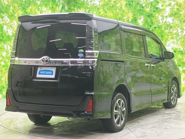 ヴォクシー2.0 ZS 煌 4WD