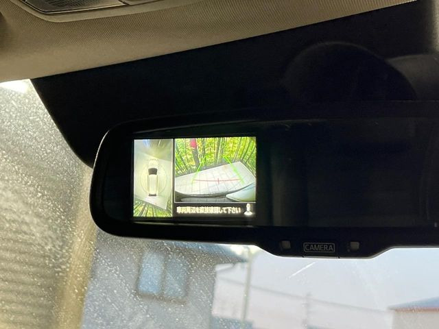 �y�}���`�A���E���h���j�^�[�z��p�̃J�����ɂ��A�ォ�猩���낵���悤�Ȏ��_��360�x�N���}�̎��͂��m�F���邱�Ƃ��ł��܂������p�������m�F���₷���A�����ꏊ�ł̐؂�Ԃ��⒓�Ԃ��X���[�Y�ɍs���܂��B