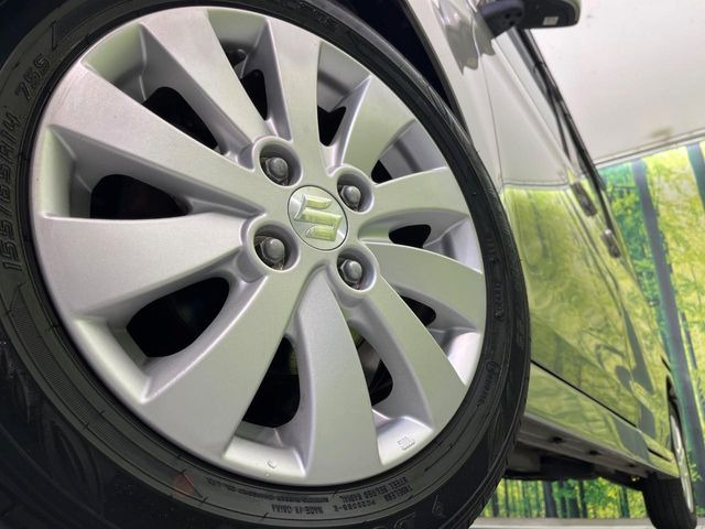 �y����14�C���`�A���~�z�C�[���z�O�ςɃ}�b�`���������A���~�z�C�[���𑕒����Ă���܂��B�e��ЊO�A���~�z�C�[����A�X�^�b�h���X�^�C�����戵�����Ă���܂��B���񂲑��k����������