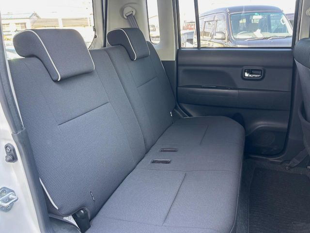 �L�X�Ƃ���2��ڃV�[�g�͋��Z���������A���S�n�����K!�F�B��Ƒ��Ƃ̂��o�����ɂ҂�����ł��B�x�r�[�V�[�g��`���C���h�V�[�g�g�p�������K�ɂ��߂�������������\���ȋ�Ԃ��m�ۂ��Ă��܂��B