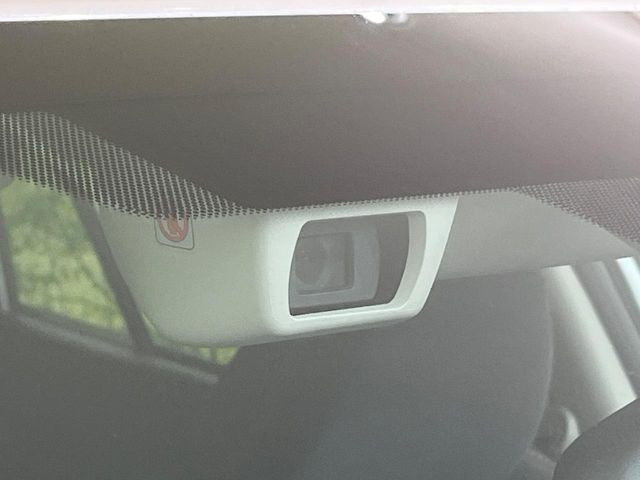 �y�A�C�T�C�gVer3�z�O���̎ԗ��������m���A�Փ˂������Ȏ��͌x��Œ��ӂ𑣂��A�u���[�L�𓥂ޗ͂��T�|�[�g�B�u���[�L�𓥂߂Ȃ������ꍇ�͏Փ˔�Q�y���u���[�L���쓮�A�Փˉ�����T�|�[�g���܂��B