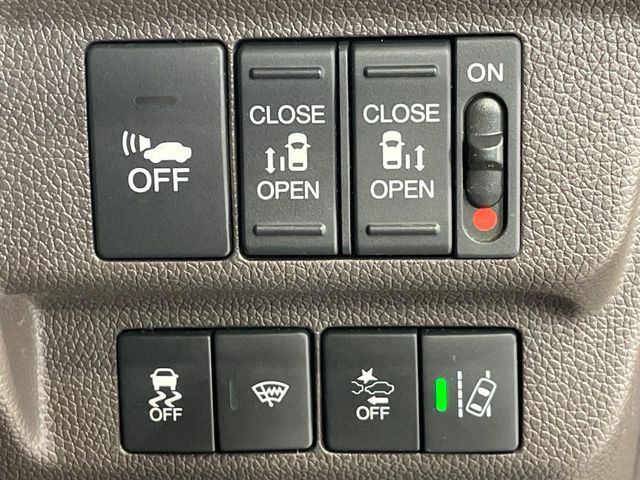 �y�����p���[�X���C�h�h�A�z�X�}�[�g�L�[��^�]�Ȃ̃X�C�b�`�Ō�ȗ����X���C�h�h�A�̊J���\���d��������͂����ăh�A���J����K�v�������A�����Ȃ��q�l�ł��ȒP�ɊJ���߂ł����K�ł���