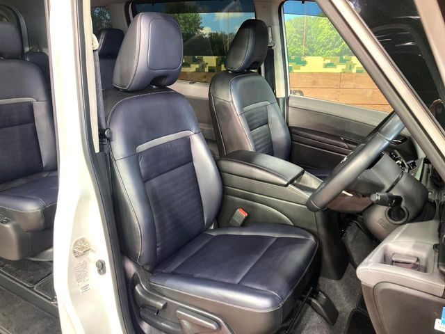 �^�]�ȃV�[�g���͎g�p�������Ȃ��A�ǍD�ȏ�ԂƂȂ��Ă��܂��B���J�Ɏg���Ă������Ƃ��悭�킩��܂��ˁB