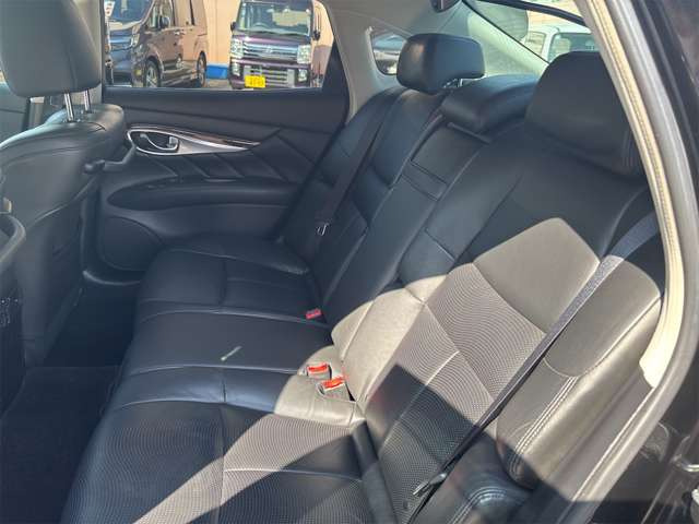 クリーニング済み 嫌な臭いなども有りません