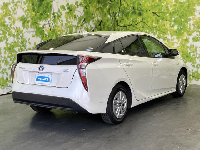 プリウス1.8 S セーフティ プラス