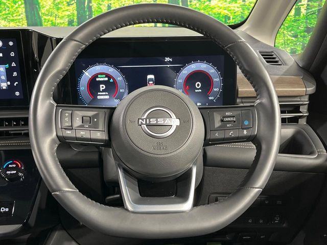 �y�����v�����X�e�A�����O�z�㎿�Ȋv���g�p���邱�ƂŁA��ɂ����������݂ƂĂ��^�]���₷���n���h���ł���