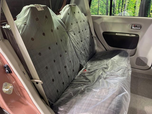 ���i���ȃI���W�i���t���A�}�b�g���I�v�V�����ɂĂ��p�ӂ��Ă���܂��B���D���ȃf�U�C����J���[�����Ԃɍ��킹�đI��ł����������Ƃ��ł��܂���