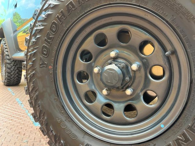 �y15�C���`�}�b�h�e���[���^�C���z�I�t���[�h�ł̑��j���𔭊����Ă����A�}�b�h�e���[���^�C���𑕒��B�S�c�S�c���������ڂ��A���SUV�炵�����������ĂĂ���܂���