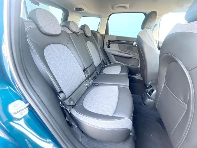 ���㕔���Ȃ��C�ɂȂ�悤�ȃL�Y�E�����ւ��蓙�A�傫�ȃ_���[�W�͂Ȃ��A�ǍD�ȏ�Ԃł��B