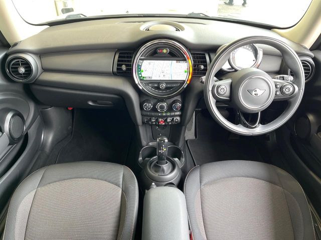 �A���ԃO���[�v���݌ɐ���2,000��!�S���̌n��X���烁�[�J�[�E�Ԏ��킸���Љ�o����̂ŁA���Ȃ��Ƀs�b�^���̂��Ԃ�������͂��ł���܂��͂��₢���킹��������