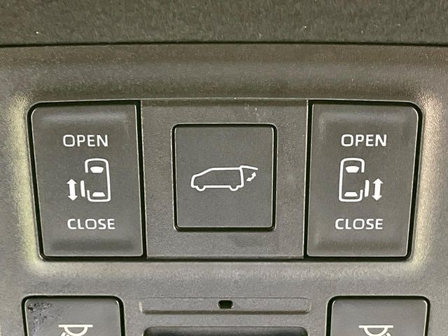 ヴォクシー1.8 ハイブリッド S-Z