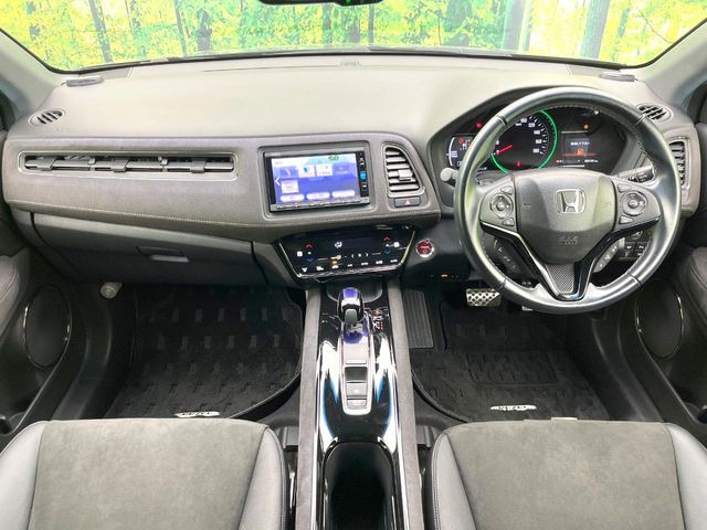 ヴェゼル1.5 ハイブリッド RS ホンダセンシング