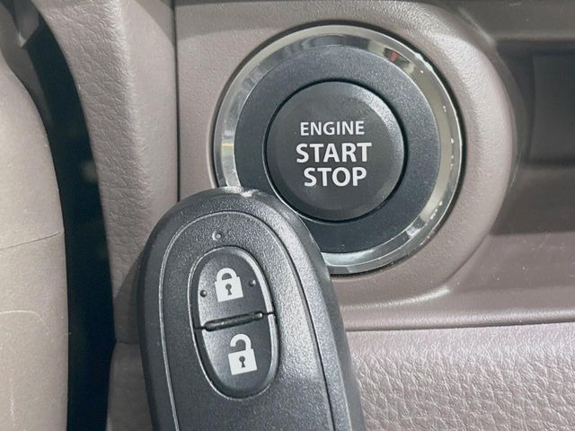 �y�L�[���X�X�^�[�g�V�X�e���z�J�o����|�P�b�g�ɓ��ꂽ�܂܂ł��h�A�̎{���E�������\�ȃX�}�[�g�L�[�𑕔��B�G���W���̃I���E�I�t�����J�M�����o���K�v����������Ƃ��Ă��֗��ł���