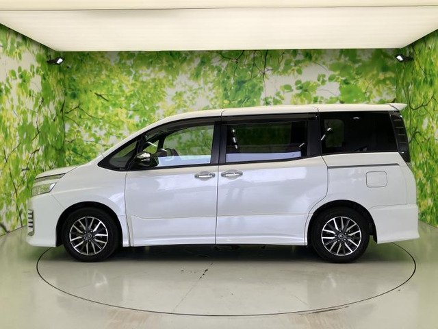 ヴォクシー2.0 ZS 煌