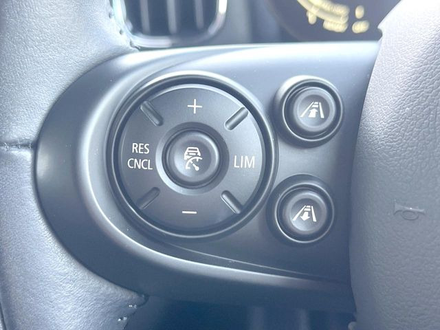 ���A�N�e�B�u�N���[�Y�R���g���[��:�O�̎ԂƂ̎Ԋԋ��������ɂƂ�A��葬�x�Ŏ������s���Ă���鎟����̃N���[�Y�R���g���[��!��ɍ������H�⎩���Ԑ�p���H�Ŏg�p����֗��ȋ@�\�ł�!