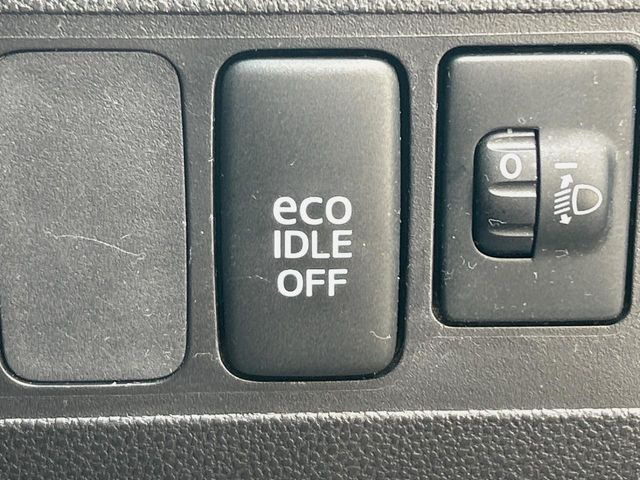 �y�A�C�h�����O�X�g�b�v�z�ԐM����a�؂Œ�Ԃ����ۂɃG���W�����~���A���ʂȔR���̏����}���܂��B�R��������ی�ɂȂ���@�\��G���W���̓u���[�L�𗣂��΍Ďn�����܂��B