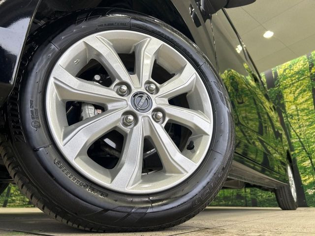 �y����14�C���`�A���~�z�C�[���z�O�ςɃ}�b�`���������A���~�z�C�[���𑕒����Ă���܂��B�e��ЊO�A���~�z�C�[����A�X�^�b�h���X�^�C�����戵�����Ă���܂��B���񂲑��k����������
