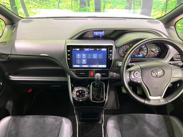 ヴォクシー2.0 ZS 煌III