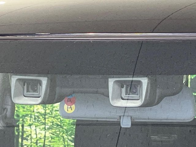 �y�O�He-Assist�z���s���ɑO���̎ԗ�����F�����A�Փ˂������Ȏ��͌x��ƃu���[�L�ŏՓˉ���Ɣ�Q�y�����A�V�X�g�B�����S�Ƀh���C�u�����y���݂��������܂��B