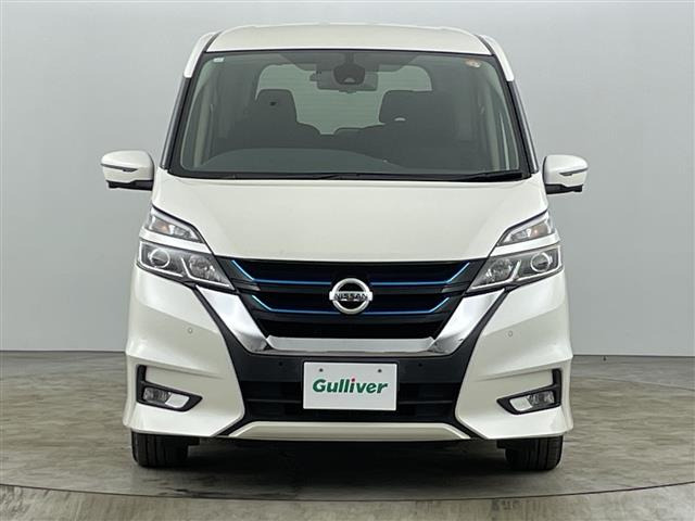 セレナ1.2 e-POWER ハイウェイスターV